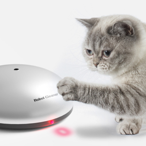 Teasing cat sweeping robot